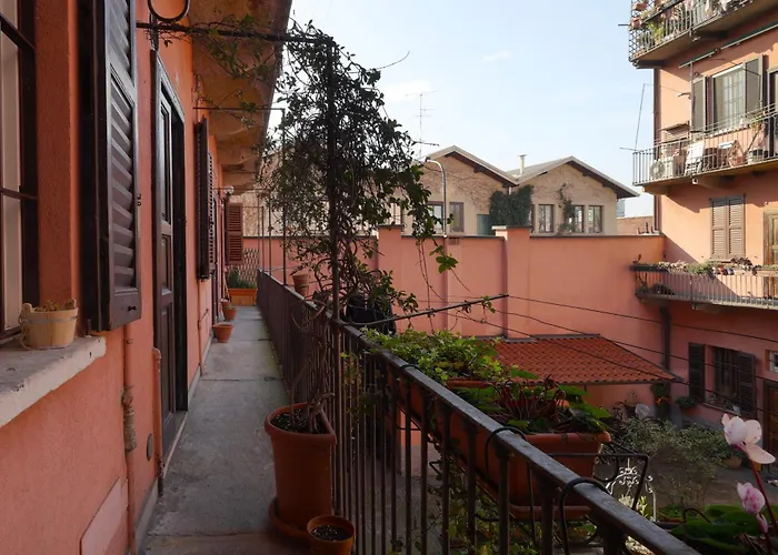 Navigli Suite Tradizionale Con Giardino